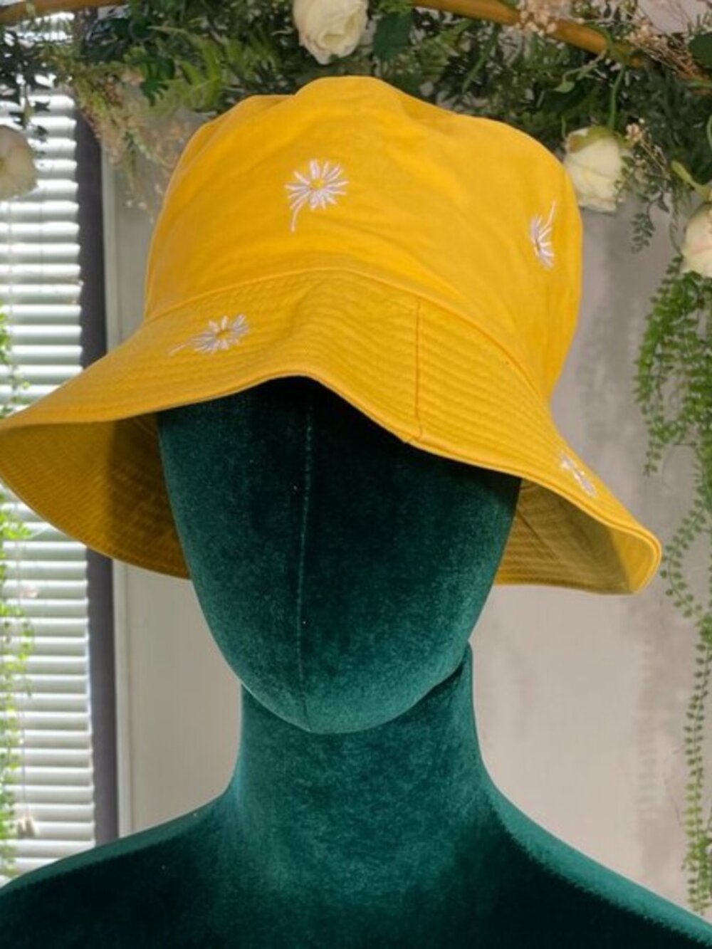 8 Other Reasons | Daisy Bucket Hat